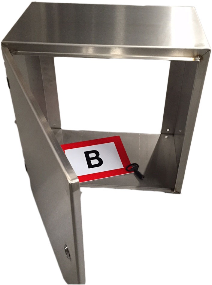 40150503013 Uro gevelkast 500 x 500 x 300mm RVS slot 10mm